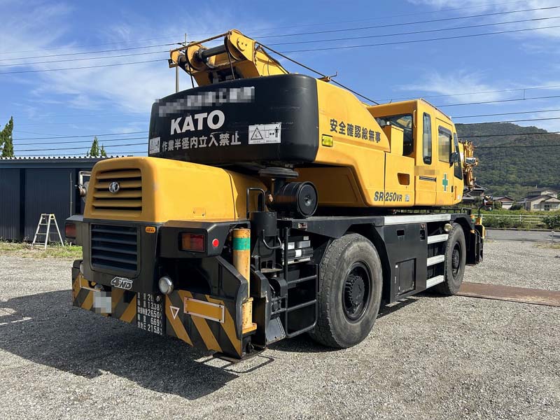 Xe cẩu 25 tấn